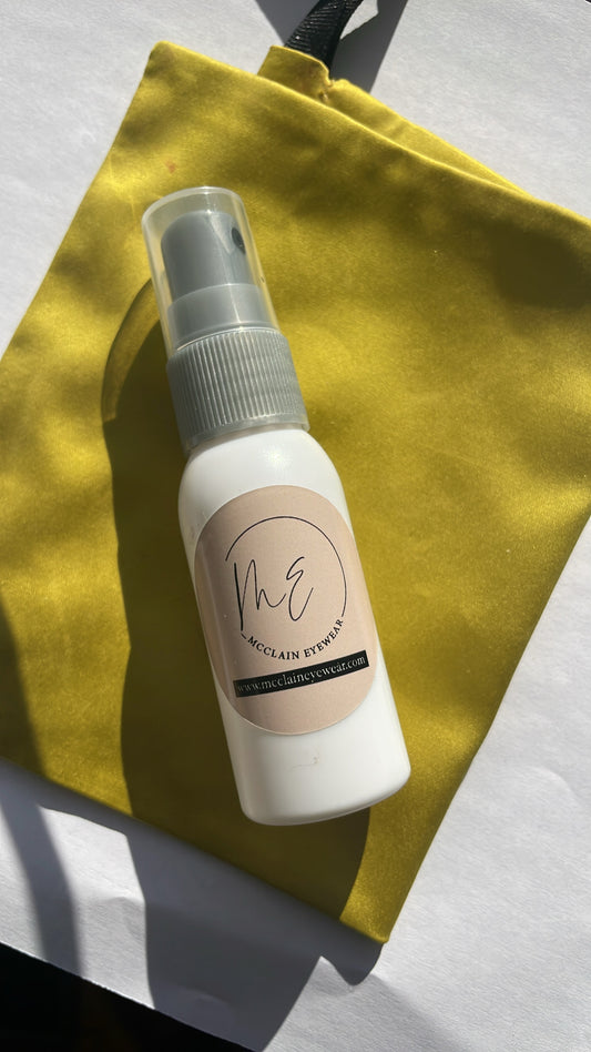 Eyeglass Cleaner